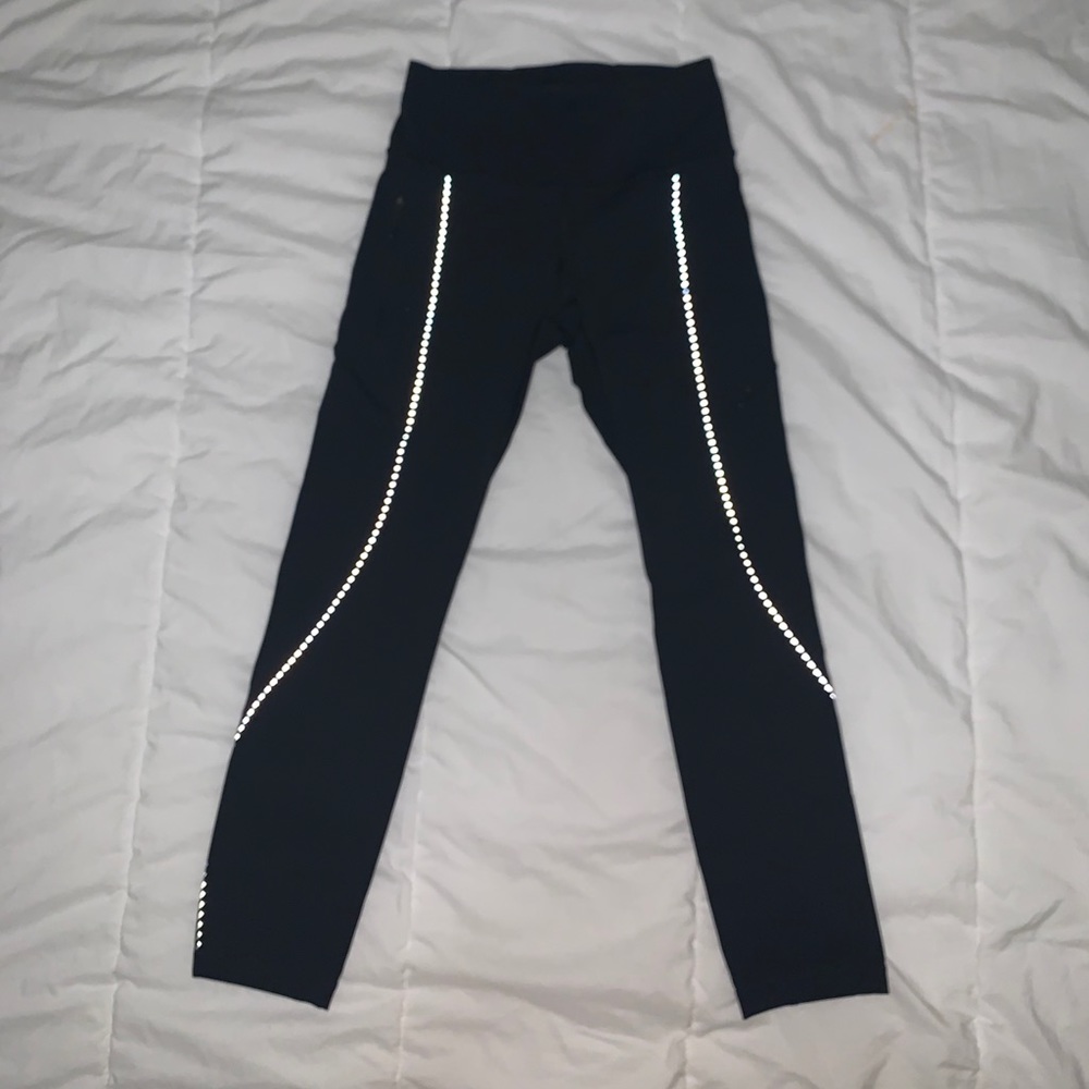 Lululemon extra mile tight reflective 28”
